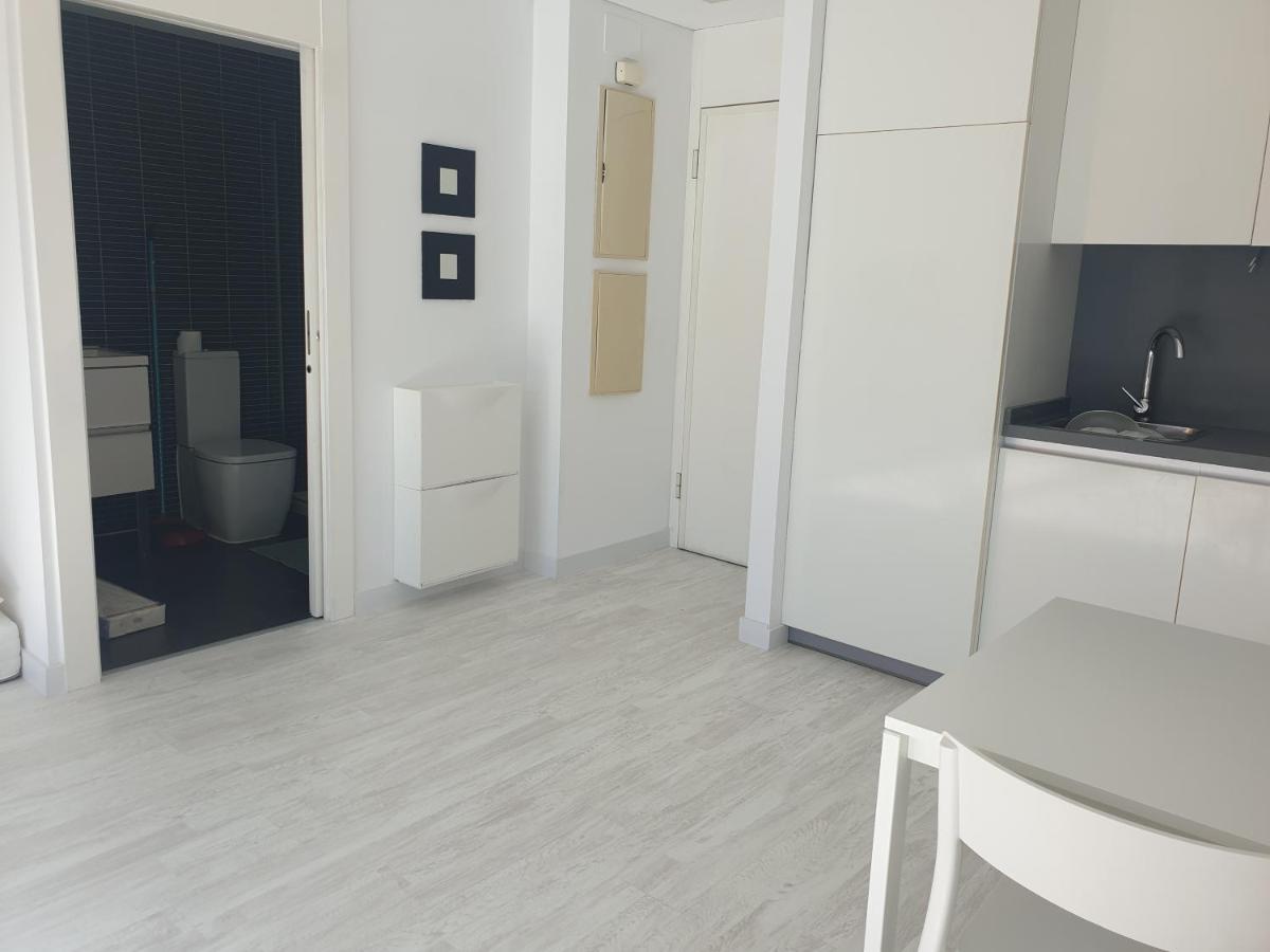 Apartment Aeropuerto Loft Poligono Manises